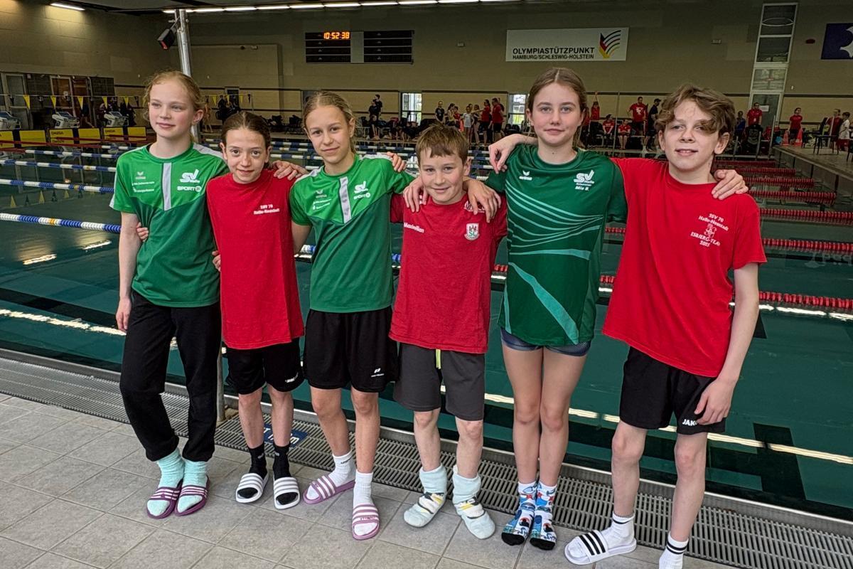 ! Unsere sechs Sportler – Mia, Laura, Isabella, Sarah, Max und Niklas Ein Bild von allen Sportlern, die bei der Norddeutschen Meisterschaften 2026 in Hamburg gestartet sind.