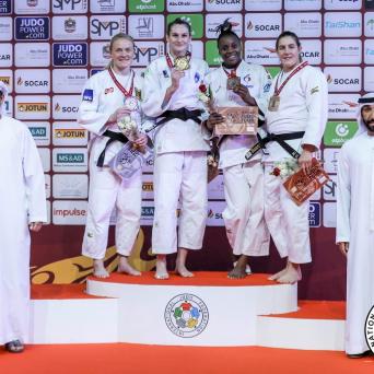 Luise Malzahn kämpft sich zu Silber beim Grand Slam in Abu Dhabi