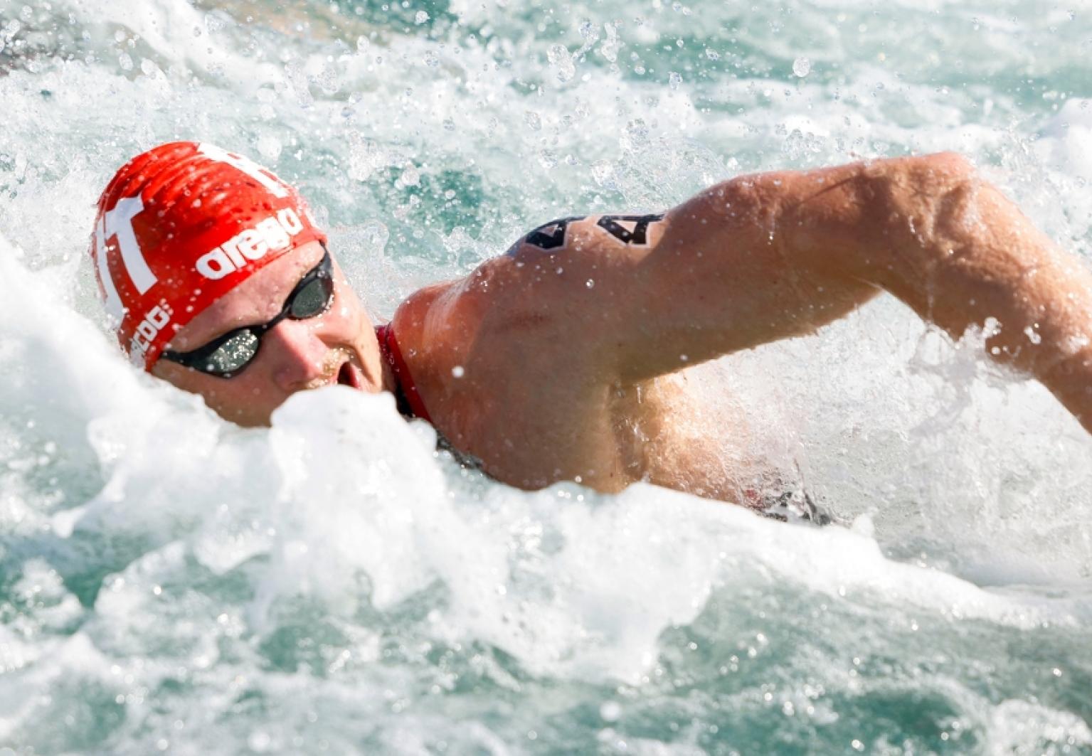 SV-Halle-Freiwasserschwimmer Jan Hercog hat sich für die Olympischen Spiele 2024 qualifiziert. Foto GEPA pictures, Philipp Brem 